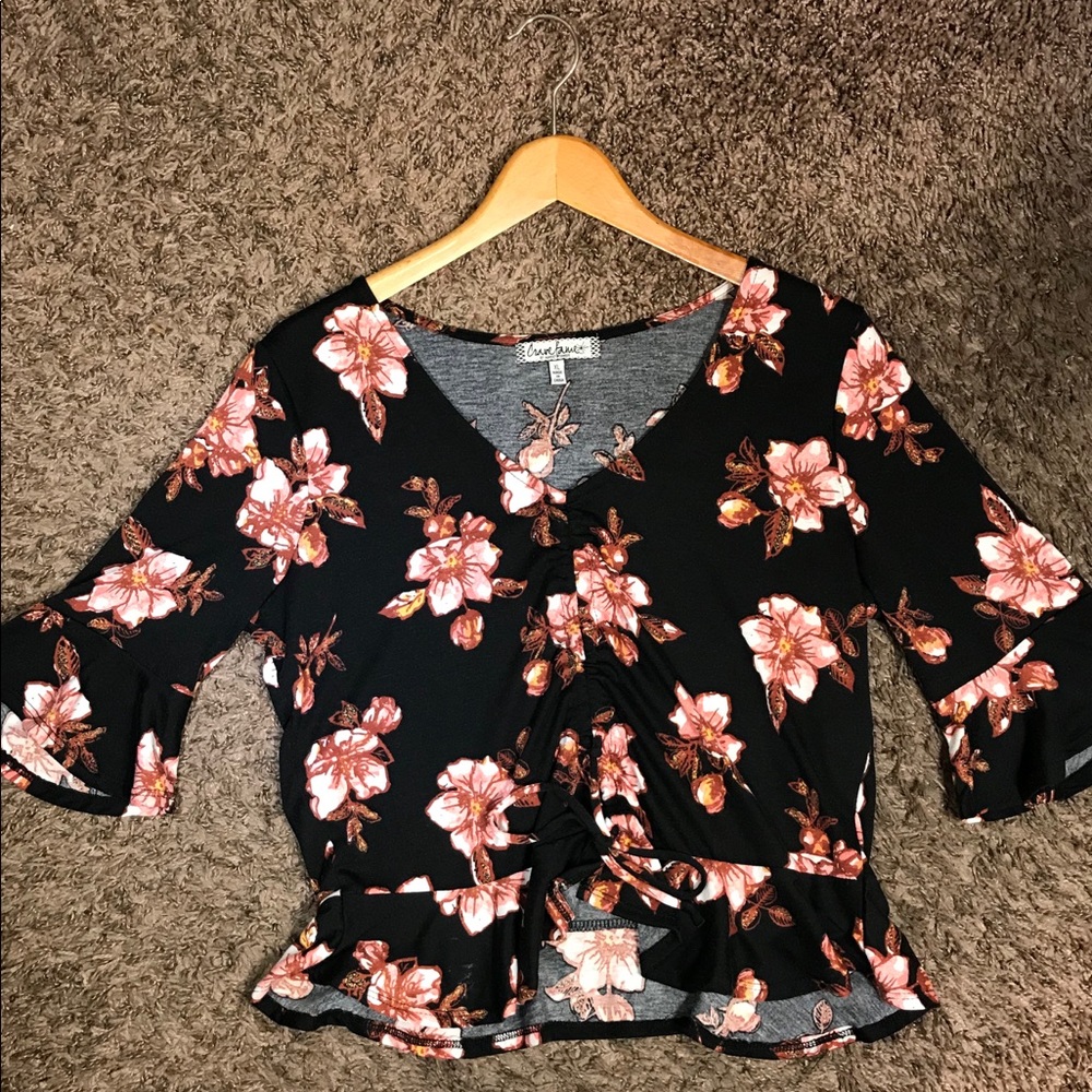 Black medium sleeve length blouse w/ flowery print